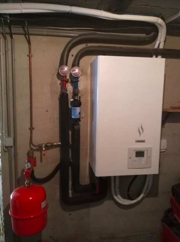 Pompe à chaleur Air/Eau Bi-bloc HITACHI Yutaki S Marseille 13012 Traverse du Maroc par Génération Confort