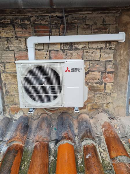 Mitsubishi electric taille 35 gamme essentiel appart 13006 MARSEILLE Génération Confort