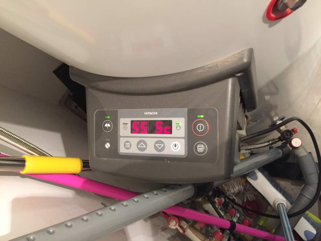 remplacement ballon eau chaude électrique par Pompe a chaleur bi split inverter HITACHI YUTAMPO