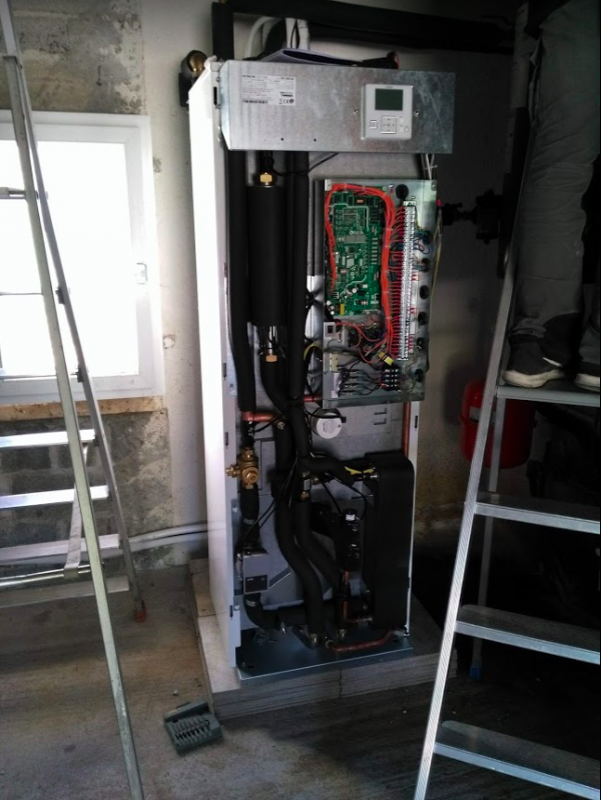 HITACHI RWD 5 ONWE 200 détails du circuit Cadolive 13950 Génération Confort