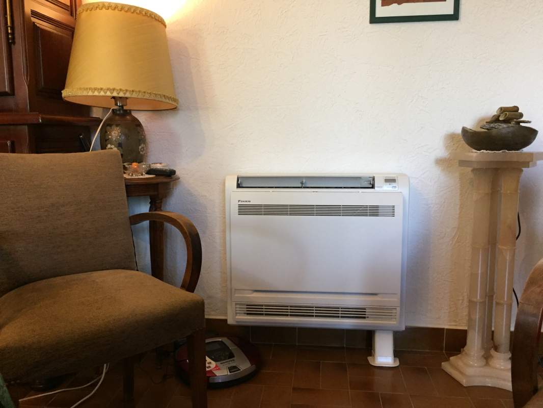 Console DAIKIN Double Flux Salon Rhone par Génération Confort