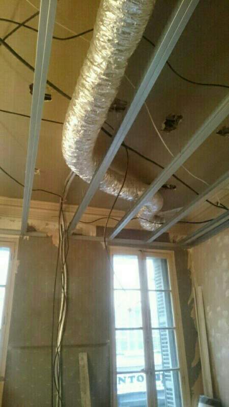 Gaine en attente dans faux plafond séjour à Marseille rue Thiers 13001 par Génération Confort