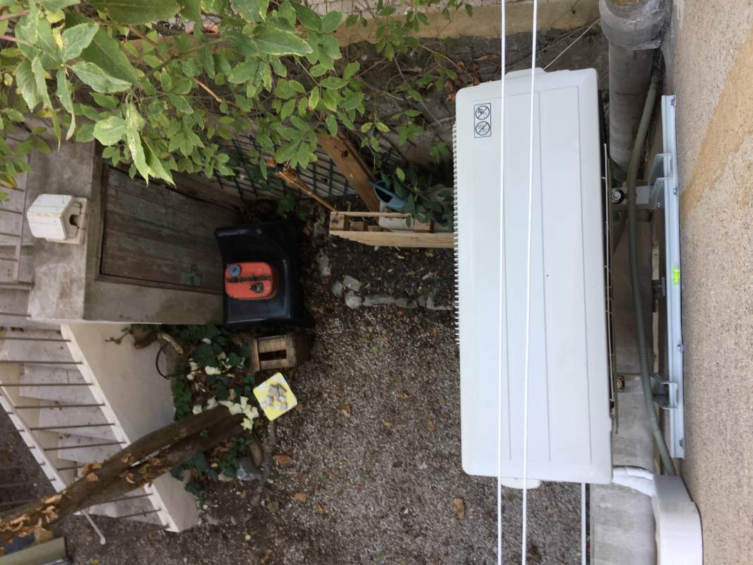 Vue dessus groupe extérieur MUZ HJ 50