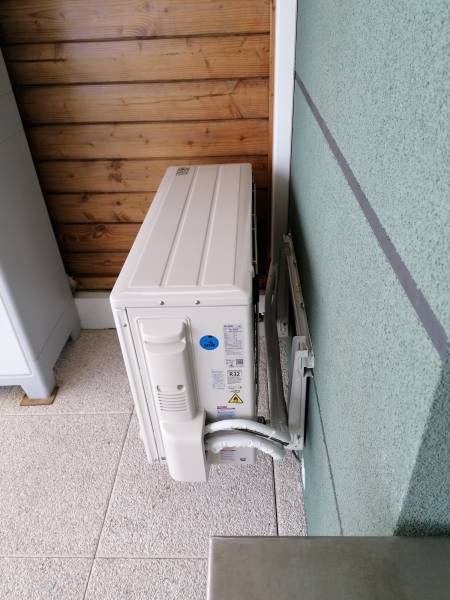 Groupe extérieur et raccords liaisons frigorifiques à la Fourragère Marseille par Génération Confort