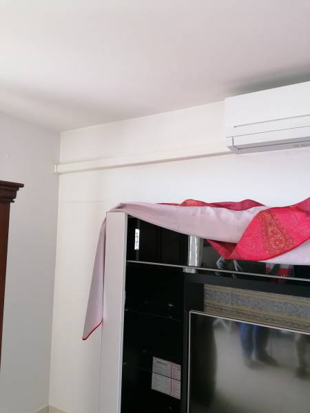 Goulotte intérieure dans salon à la Fourragère Marseille par Génération Confort