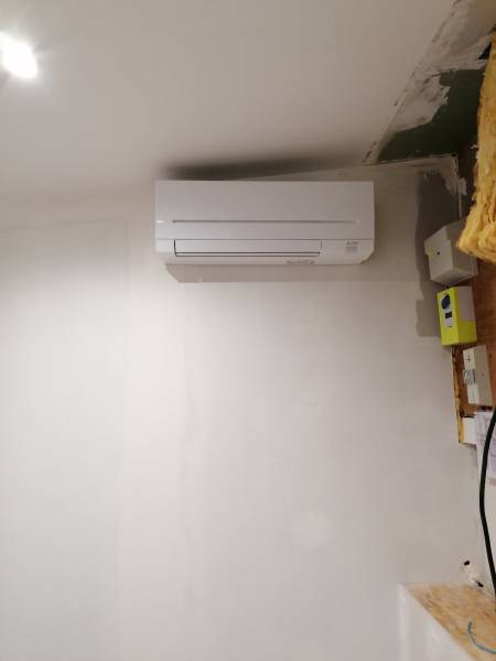 Unité salon de référence MSZ-AP50