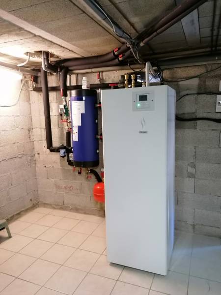 Unité intérieure Yutaki bi bloc chauffage et eau chaude sanitaire Hitachi 13012 Saint-Barnabé Marseille par Génération Confort