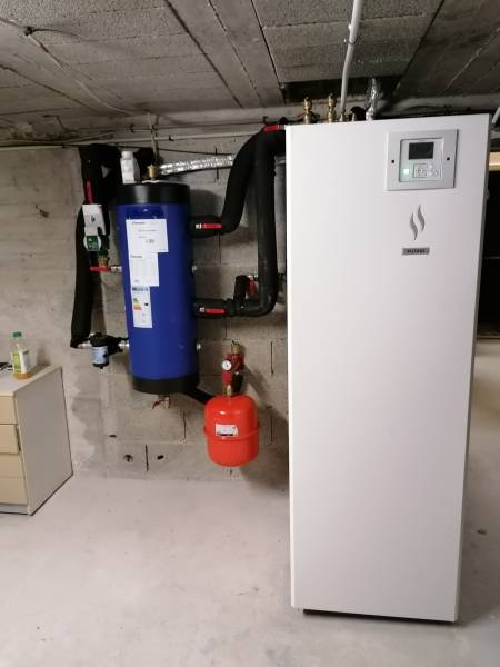 Unité intérieure Yutaki bi bloc eau chaude sanitaire  à Allauch 13190 par Génération Confort et plancher chauffant Yutaki bi bloc eau chaude sanitaire et plancher chauffant