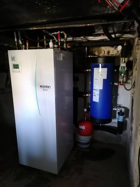 Installation pompe AIR EAU Mitsubishi Electric Génération confort à Montolivet 13012 avec ballon thermodynamique