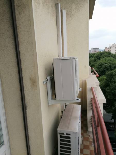 Installation balcon d'une unité intérieure Génération Confort