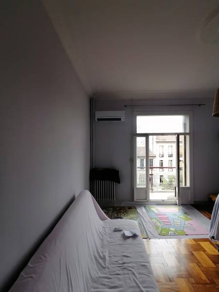 Appartement/ salon équipé dans le 13004 par Génération confort mural