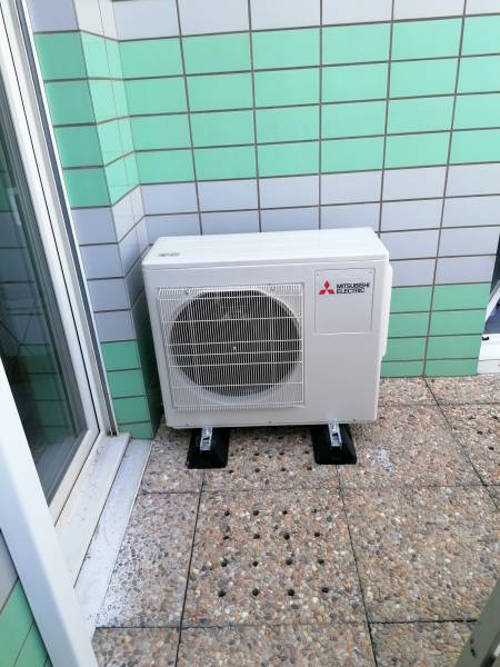 Unité extérieure Mitsubishi electric rue de lodi MARSEILLE 13006 6eme arrondissement