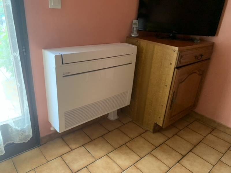 Installation console Mitsubishi Electric dans la cuisine de maison 13008 MARSEILLE génération confort