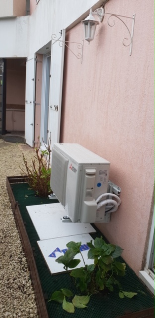 Raccordement Liaison Frigorifique Entre Unité Intérieure et Unité Extérieure 13008 Rue Floralia par Génération Confort