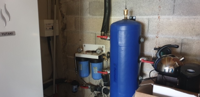 Ballon de mélange sur le circuit hydraulique Marseille 13012 Av saint Julien génération Confort