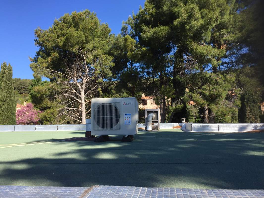 Multi split 3 sorties MITSUBISHI ELECTRIC en toiture