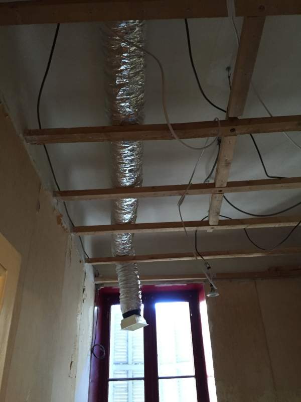 Passage gaine faux plafond