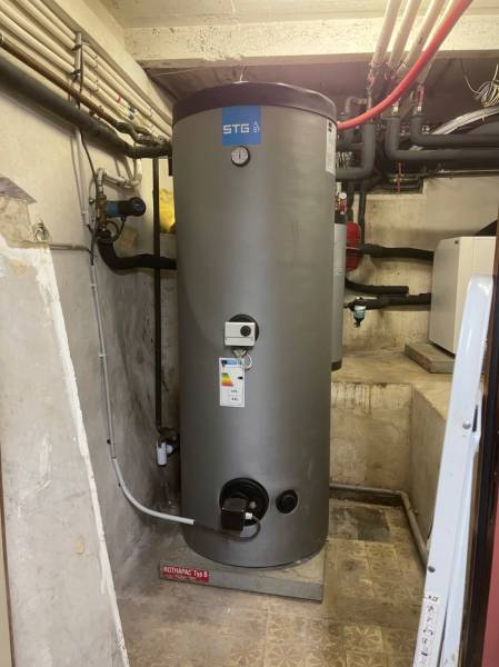 2 Pac Air Eau HITACHI Haute Température et Moyenne Température pour chauffage et eau chaude sanitaire pour Maison 13014