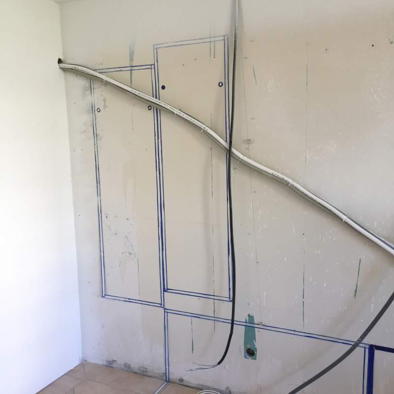 passage tubes vers salon