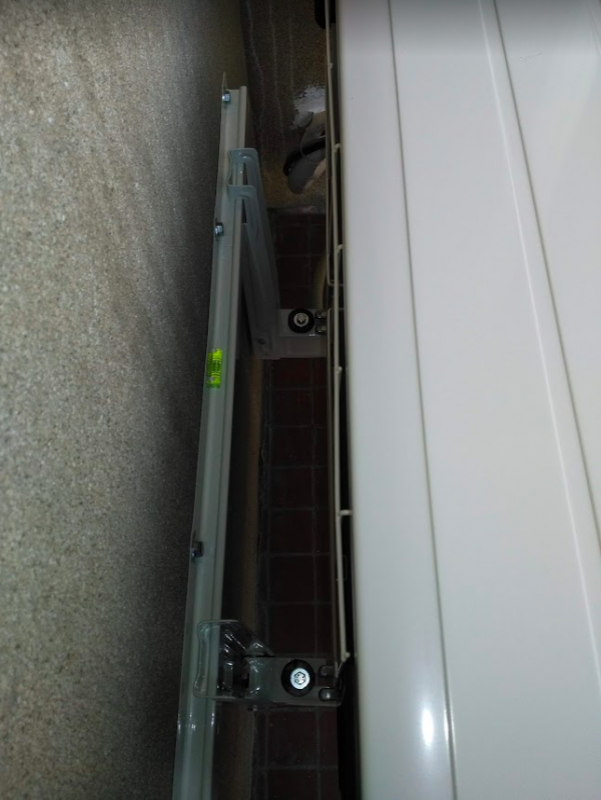 Derrière groupe extérieur Support mural 13006 Marseille par Génération Confort