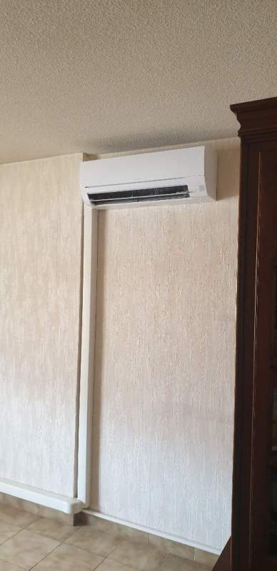 Climatisation réversible mono-split MITSUBISHI ELECTRIC Essentiel MSZ-HR35VG pour un salon