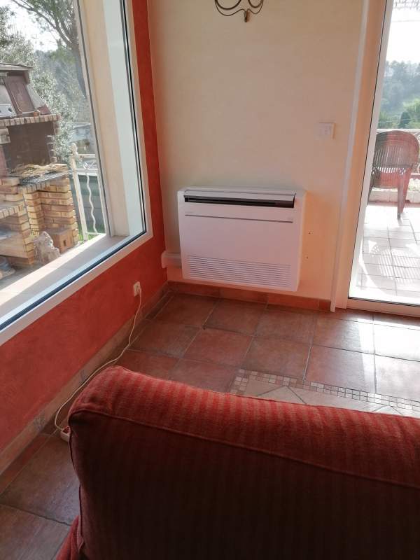 Console MITSUBISHI ELECTRIC Hyper Heating MFZ-KJ50VE2 13190 Allauch par Génération Confort