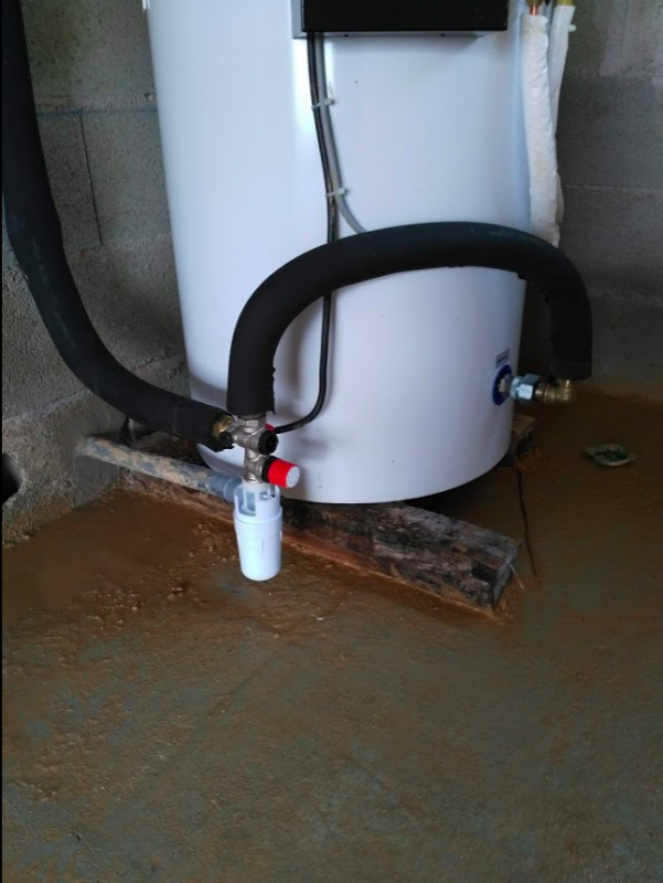 Connexion eau froide et évacuation groupe sécurité 13190 Allauch par Génération Confort