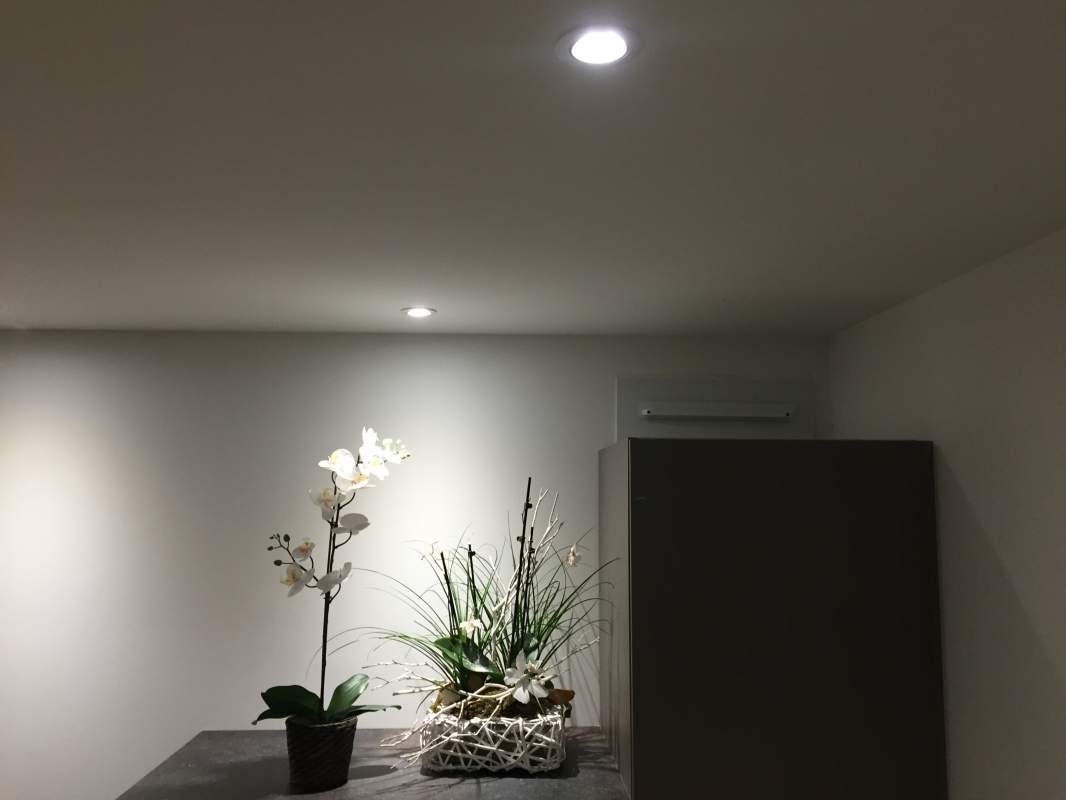 Bouche intérieure salon - cuisine entrée air