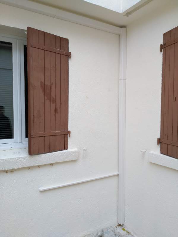 Goulotte extérieure en angle