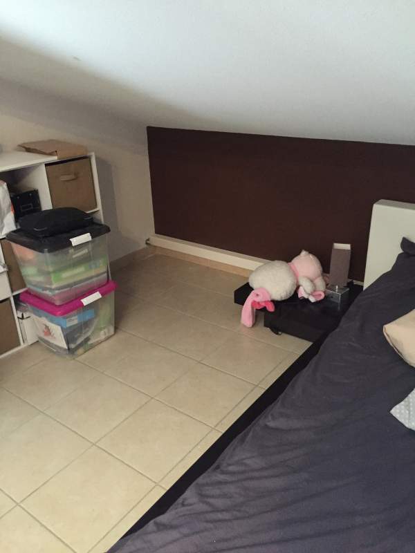 Passage goulotte angle chambre