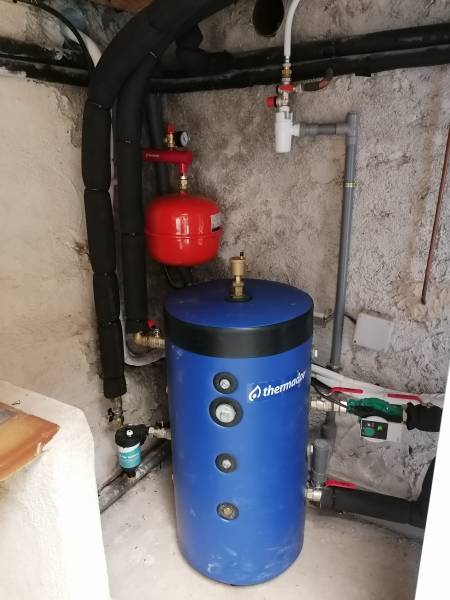 Ballon de la PAC pour le chauffage 100L