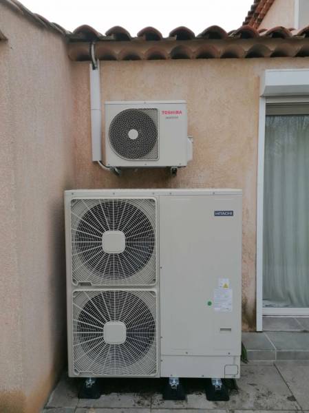 Installation de Pompe à Chaleur AIR/EAU Monobloc HITACHI Chauffage/Rafraichissement, 13012 Marseille